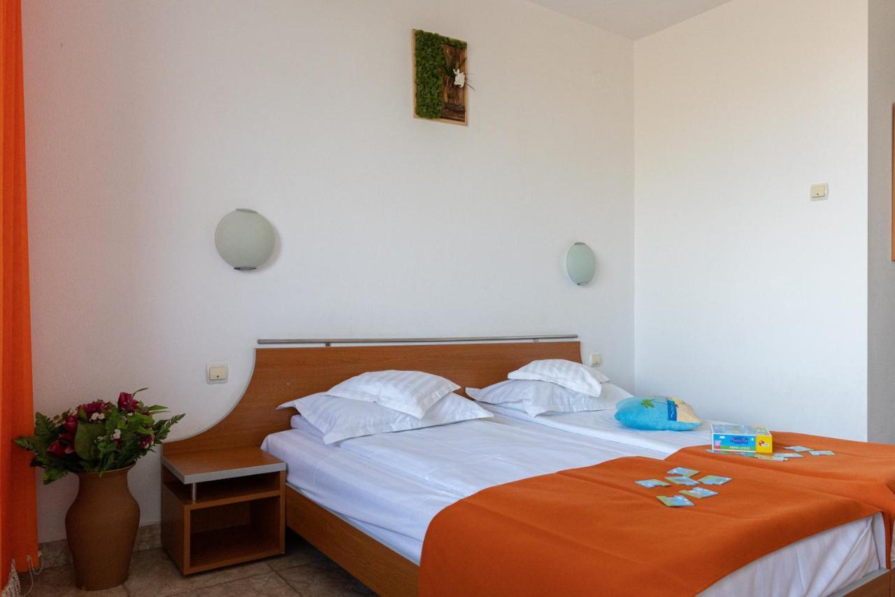 Hotel Dunarea مامايا المظهر الخارجي الصورة